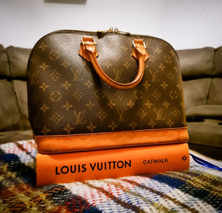 Louis Vuitton vintage 1999 Alma bag